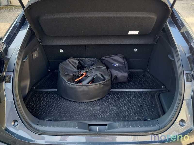 Toyota C-HR 2.0 phev Trend fwd e-cvt