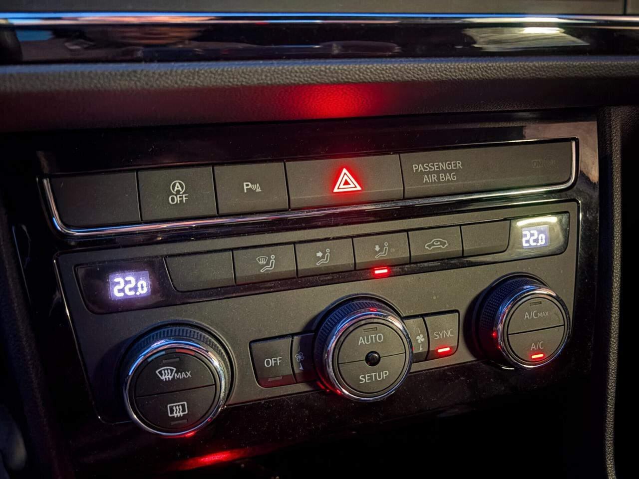 Seat Leon 1.5 TGI ALLESTIMENTO FR