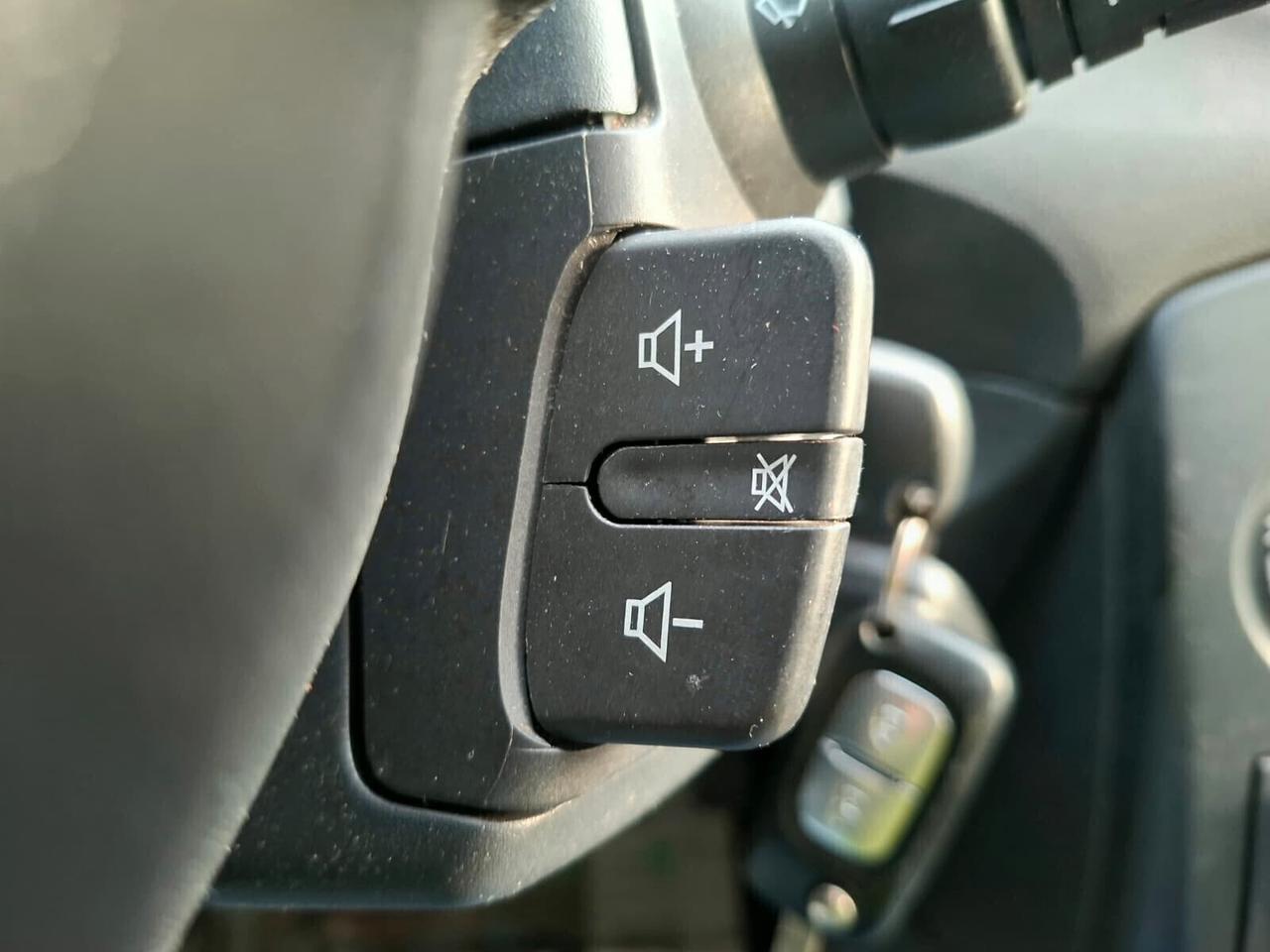 Renault Clio REVISIONATA FINO AL 2030 1.2 GPL 75cv Confort 2010