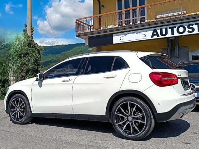 MERCEDES-BENZ GLA 200 CDI Automatic 4Matic Sport 2.2 4x4