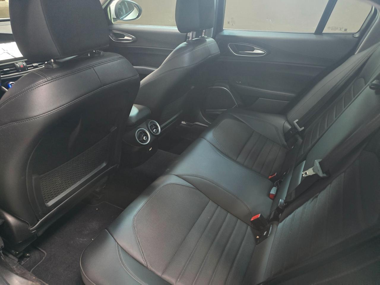 Alfa Romeo Giulia 2.2 Turbodiesel 160 CV AT8 Executive