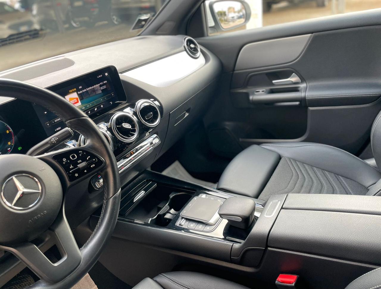 Mercedes-benz GLA 180D SPORT PLUS 2021