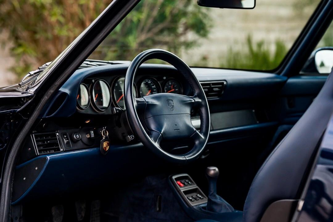 Porsche 993 Carrera 4S