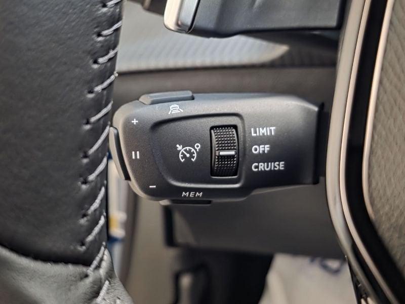 Peugeot 2008 2008 Hybrid 145 e-DCS6 Allure