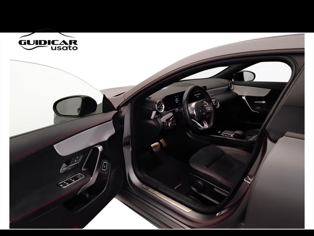 Mercedes-Benz CLA Coupe - C118 - CLA Coupe 200 d Premium auto