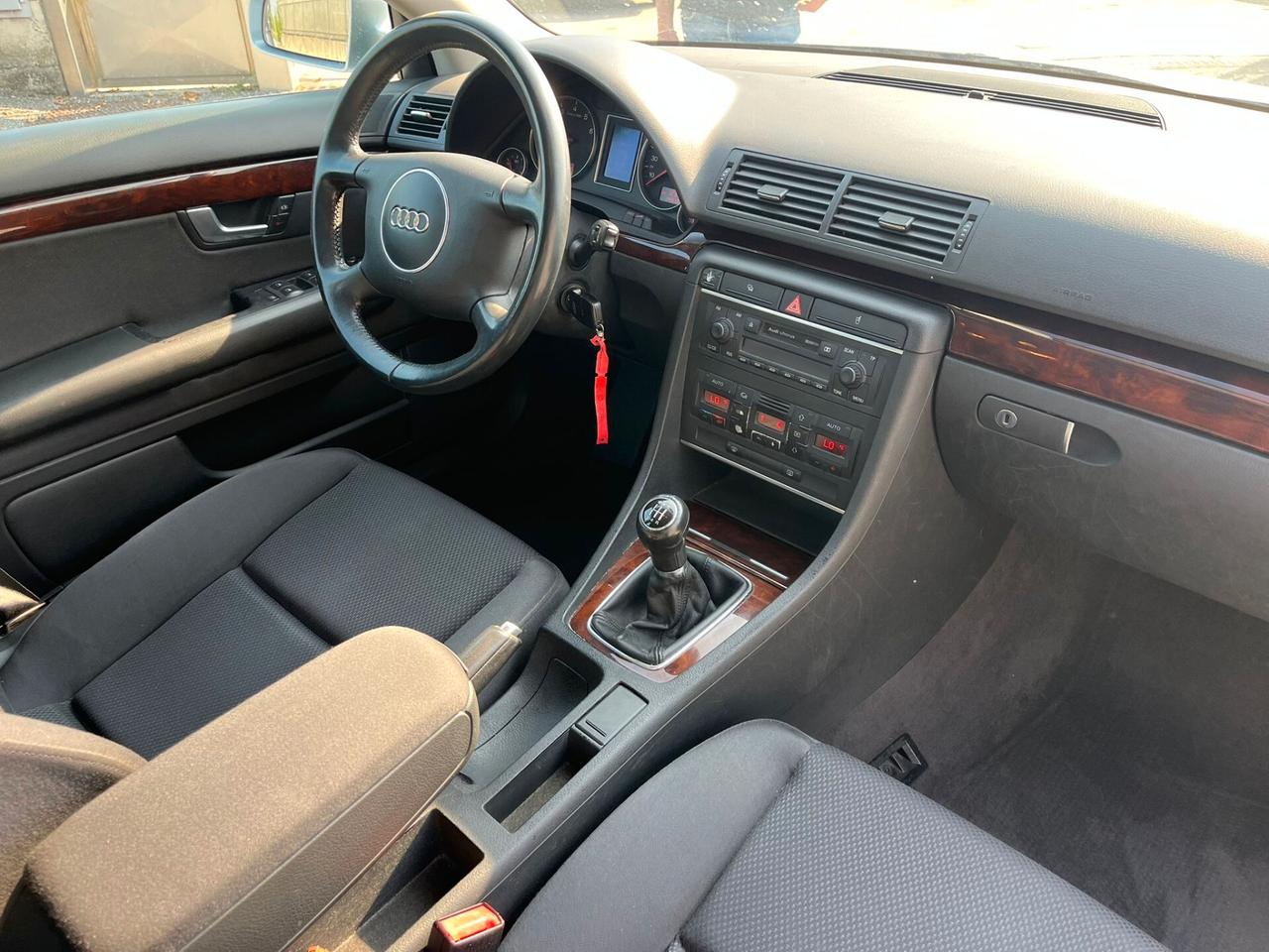 Audi A4 2.0 16V FSI BENZINA 140.000 KM