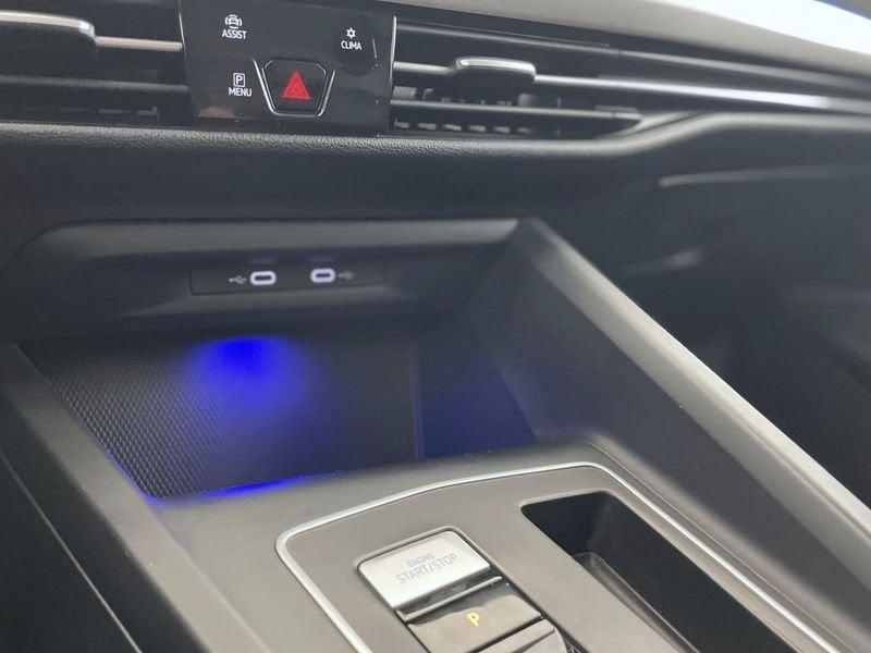 Volkswagen Golf Golf 1.0 eTSI EVO DSG Life