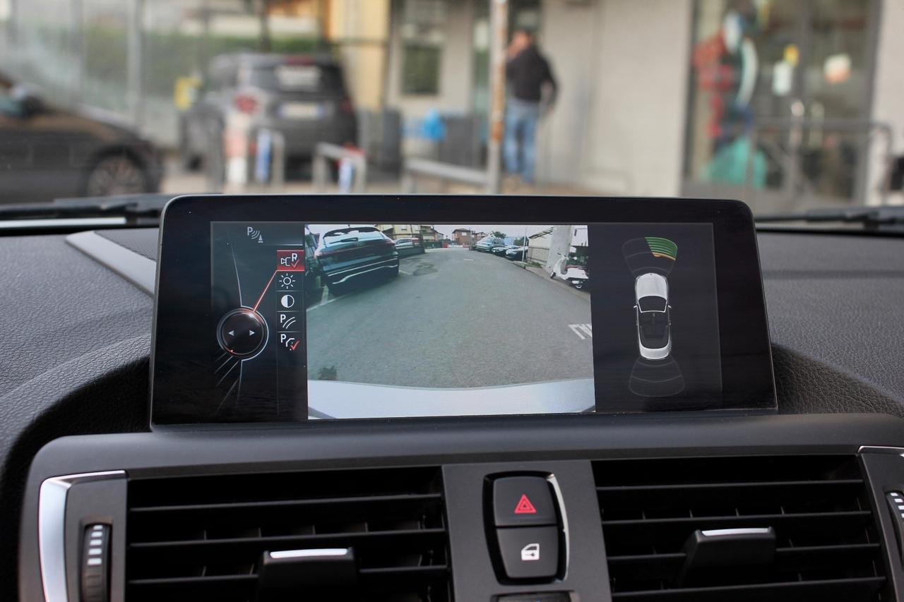 Bmw 218 i Cabrio Sport 1.5 136 CV 6M