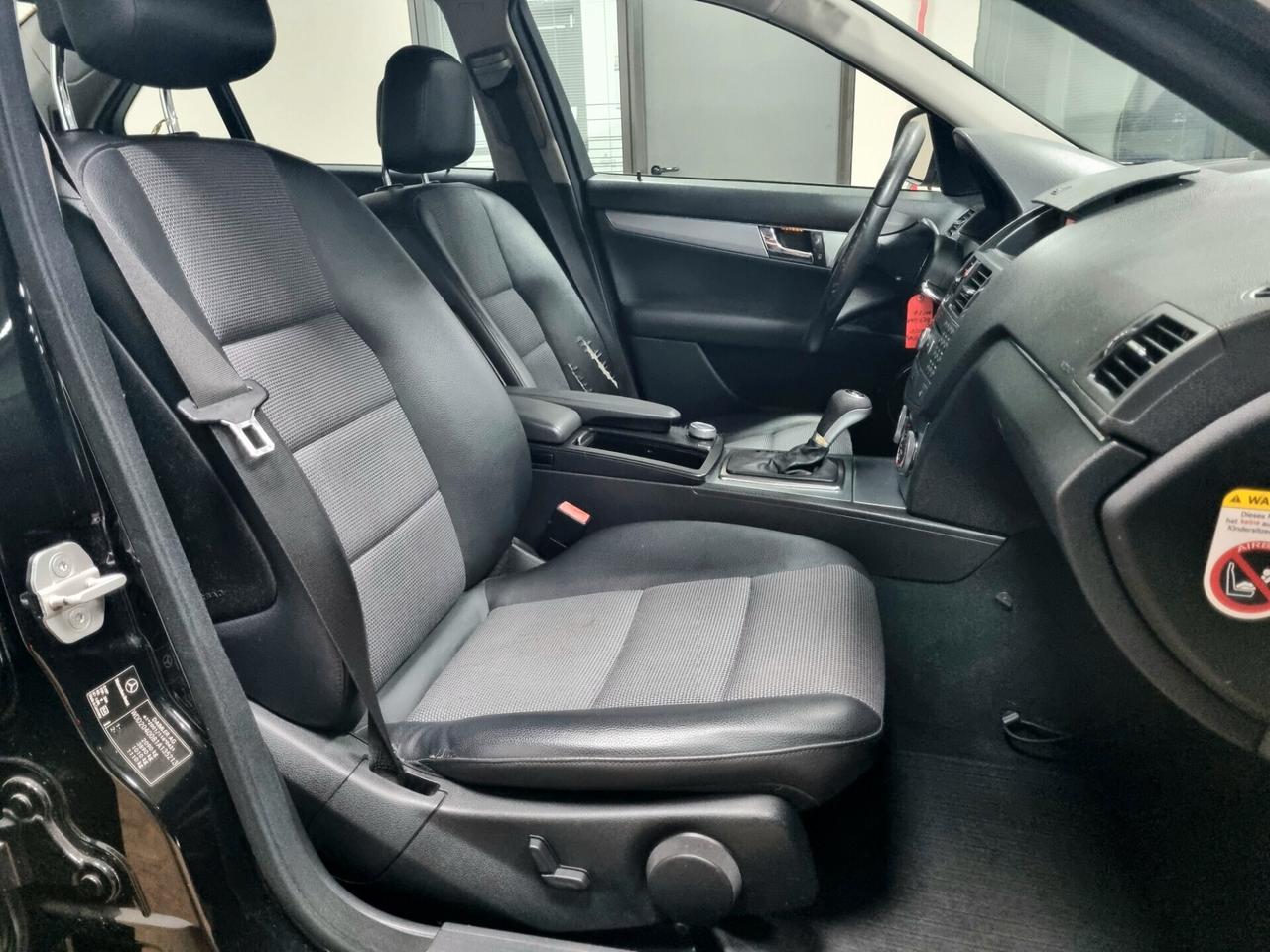 MERCEDES-BENZ C 220 CDI 170 CV AVANTGARDE AMG