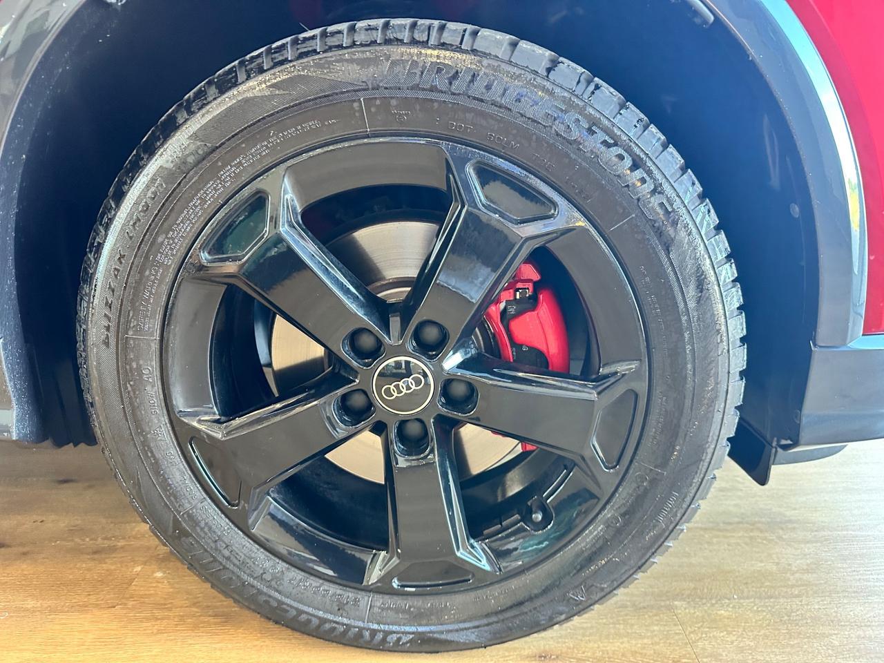 Audi Q2 35 TFSI Identity Black S-Line plus