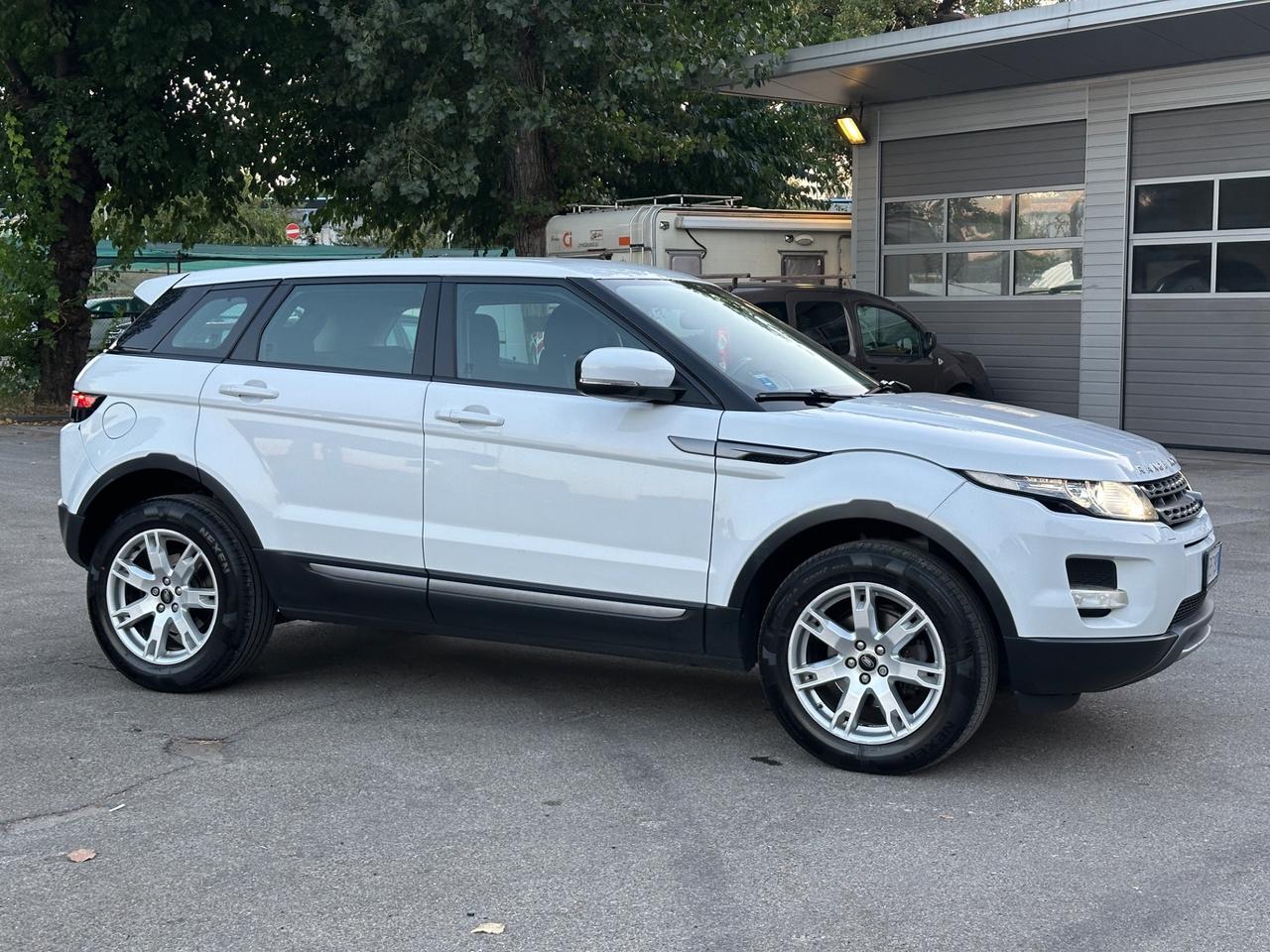 Land Rover Range Evoque 2.2 TD4 5p. Prestige