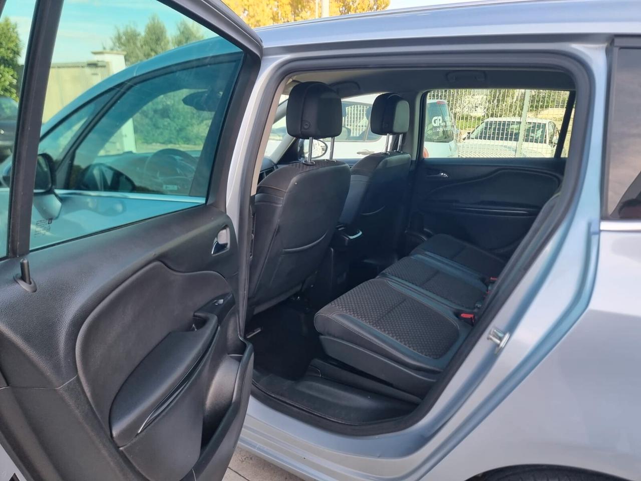 Opel Zafira Tourer 2.0 CDTi 130CV aut. Cosmo 7 POSTI