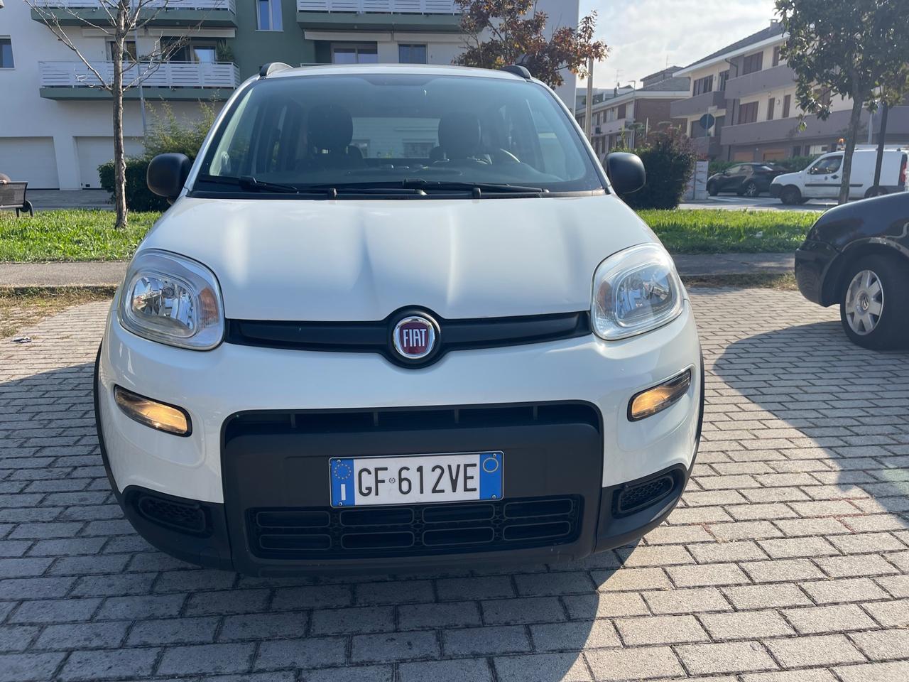 Fiat Panda 1.0 FireFly S&S Hybrid Sport NEOPATENTATI