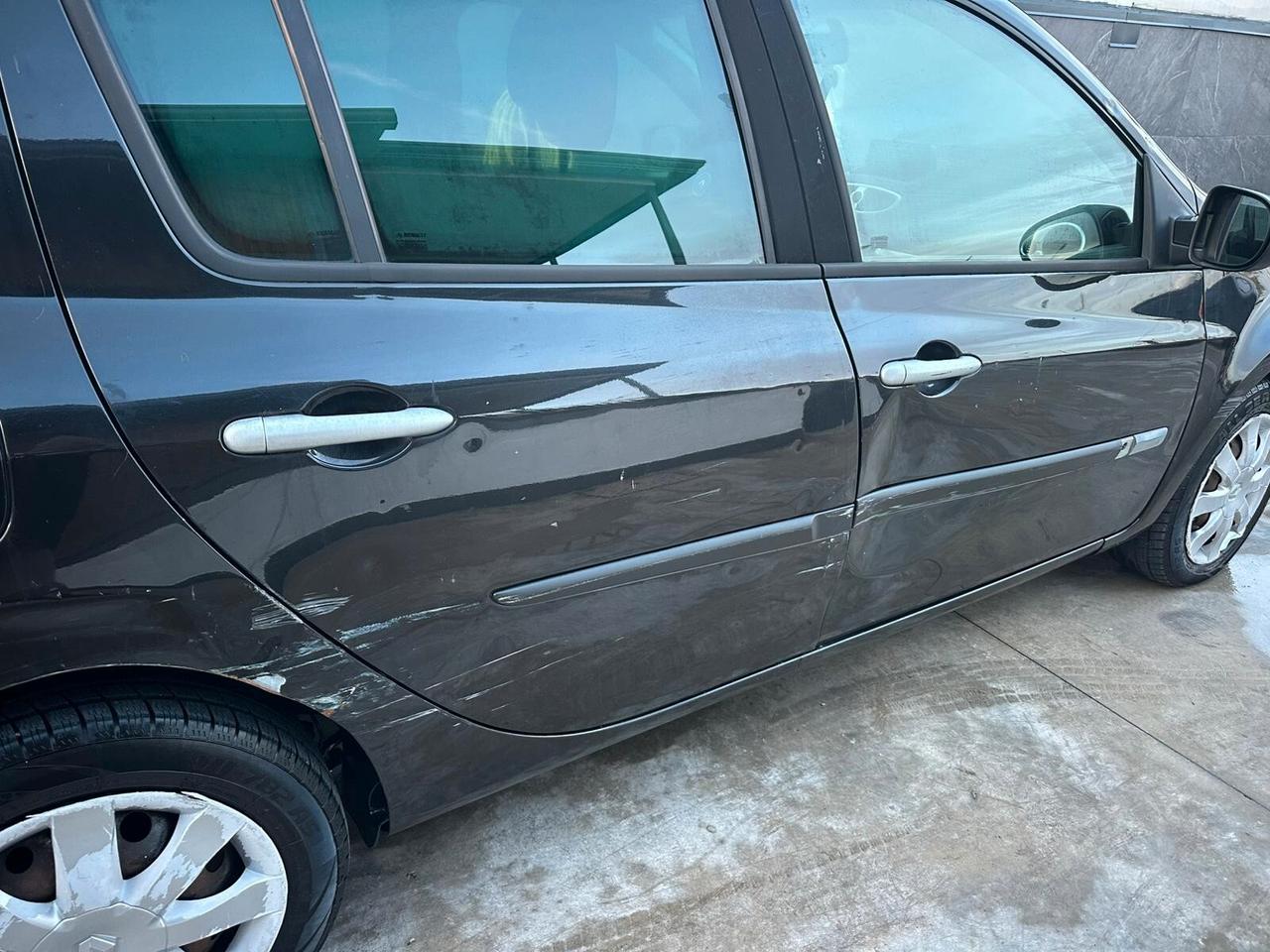 Renault Clio 1.2 16V 5 porte GPL Dynamique