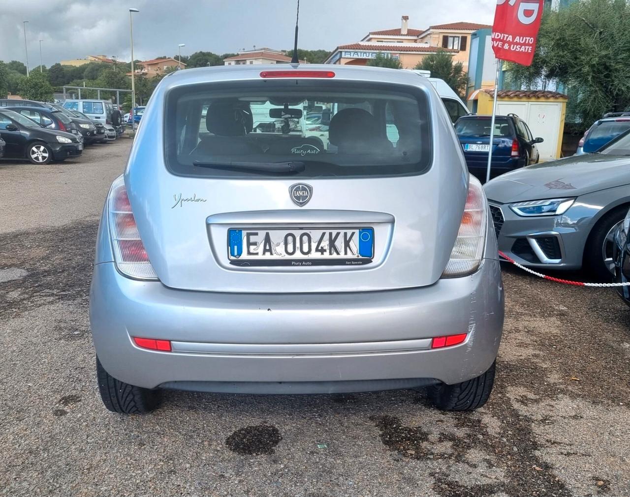 Lancia Ypsilon 1.3 MJT 75 CV