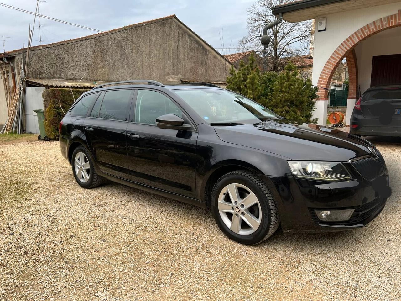 Skoda Octavia 1.6 TDI CR 105 CV Wagon Ambition