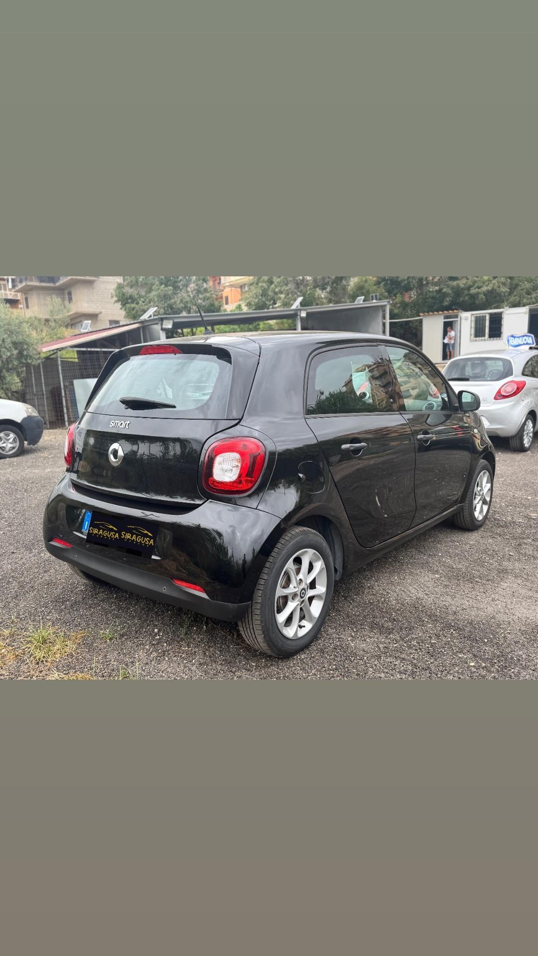 Smart ForFour 70 1.0 Youngster