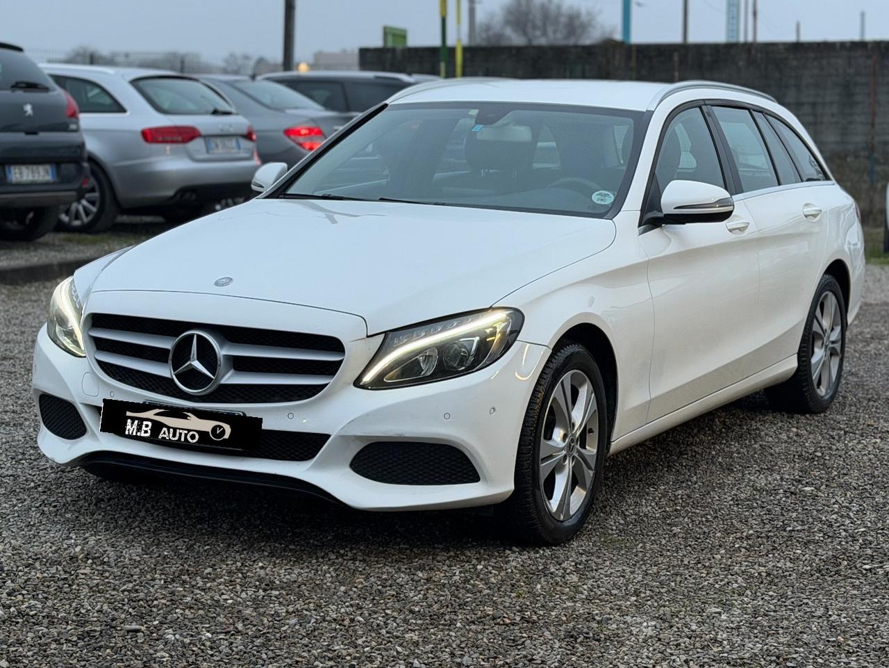Mercedes-benz C220D (180.000KM)