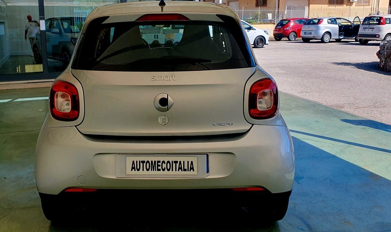 Smart ForFour 70 1.0 BENZ. - 2017 - KM. 137.000