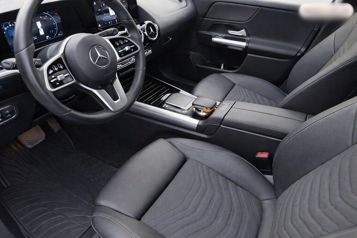 MERCEDES GLA 200 d Automatic Sport