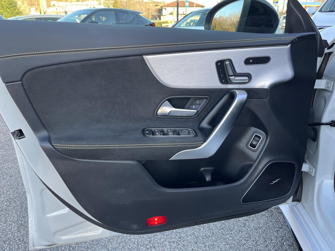 MERCEDES CLA SHOOTING BRAKE 45 S 4 MATIC