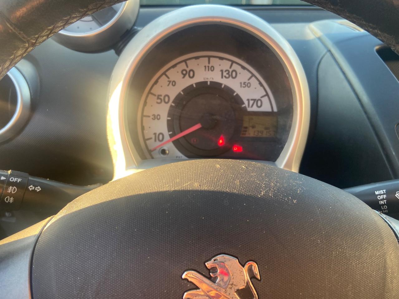 Peugeot 107 1.0 68CV 5p. Urban Move