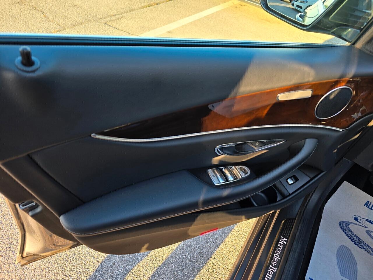 Mercedes E 220 d 4M. Auto Business Sport