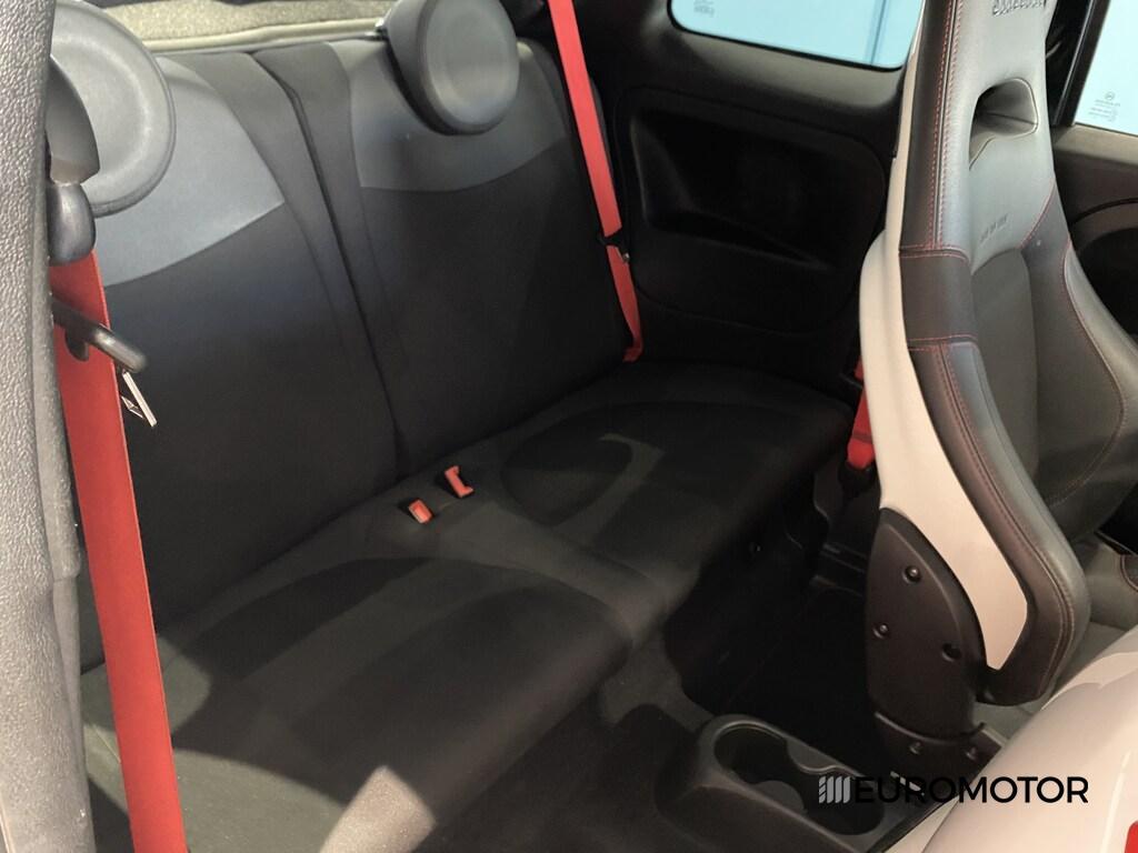 Abarth 595 1.4 T-Jet esseesse