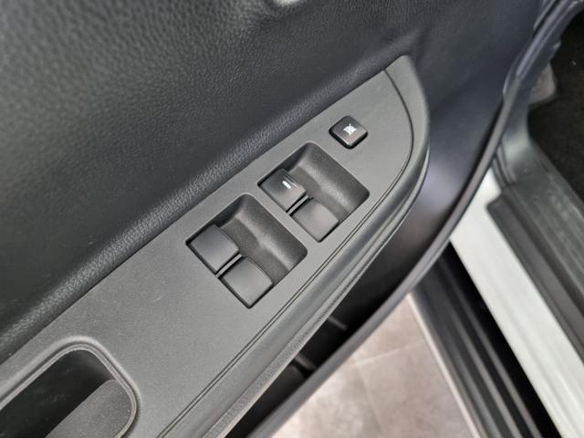MITSUBISHI L200 2.3 D Double Cab 4x4 Easy Select Invite Connect