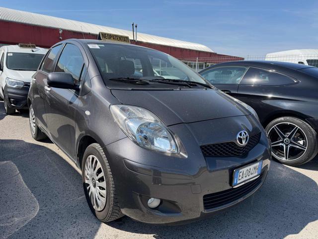 TOYOTA Yaris 1.3 5 porte Sol