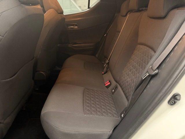 TOYOTA C-HR 2.0 Hybrid E-CVT Morebusiness