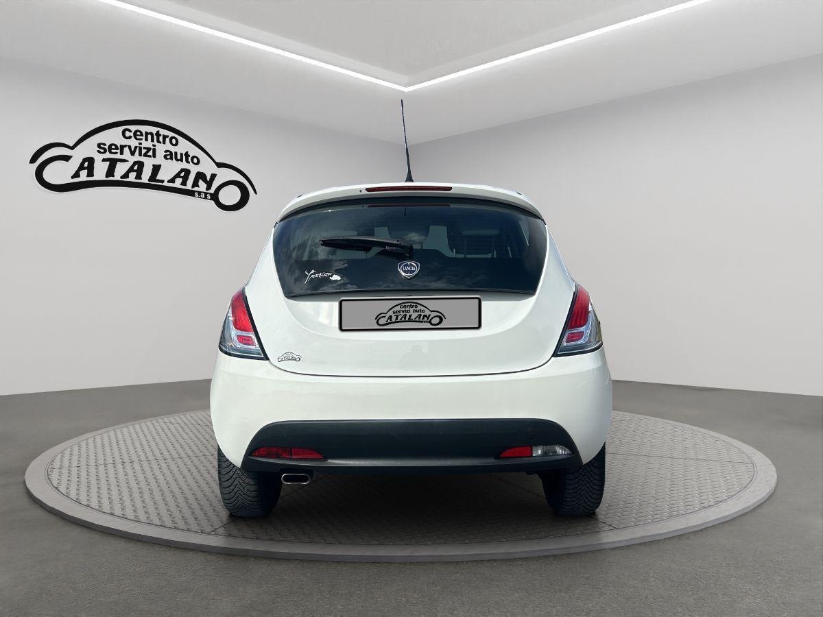 LANCIA - Ypsilon - 1.2 69 CV 5p. Platinum