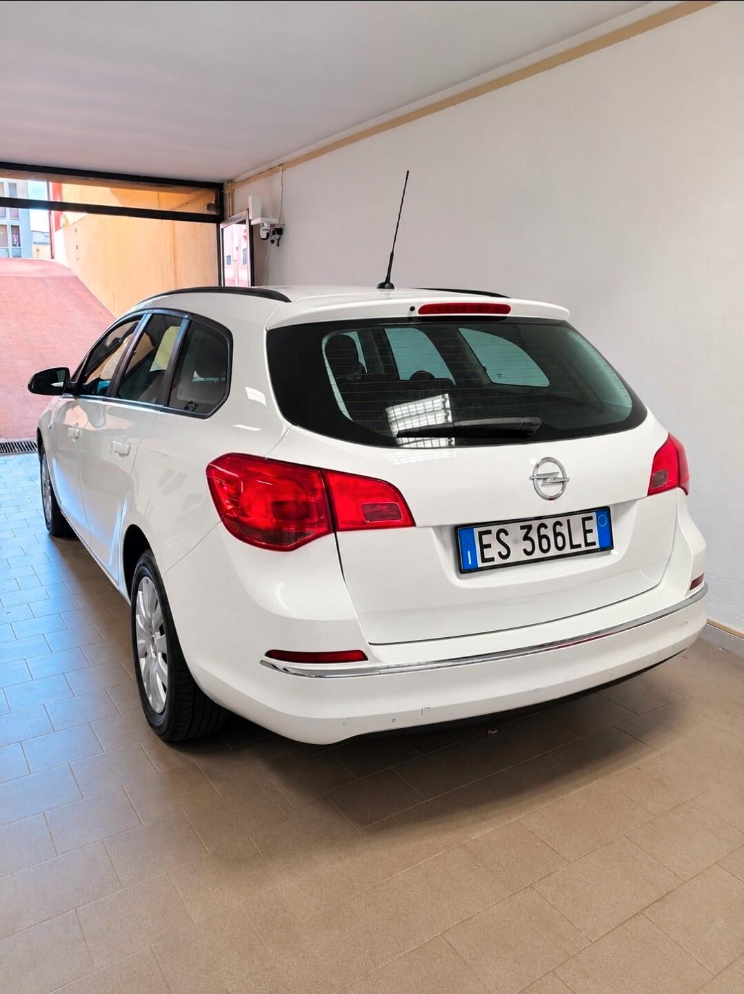 Opel Astra 1.7 CDTI 110CV Sports Tourer Elective
