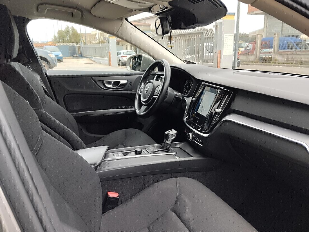 VOLVO V60 S.W. 2.0 TDI 150cv D3 Geartronic Business Plus