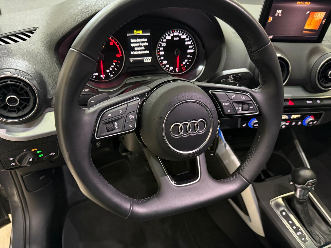 Audi Q2 35 TDI quattro S tronic Blak Edition Tetto Sky Open