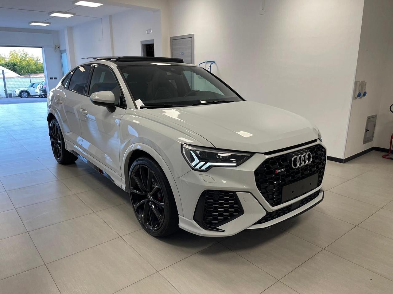 Audi Q3 RS Q3 SPB quattro S tronic