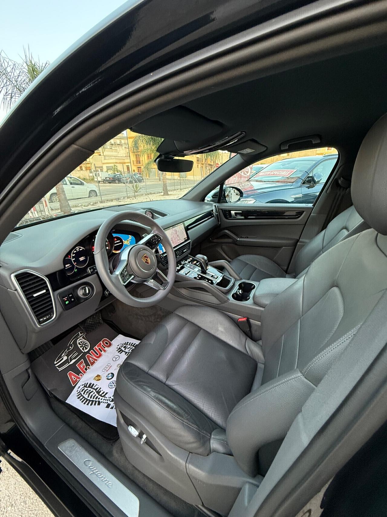 Porsche Cayenne 3.0 V6