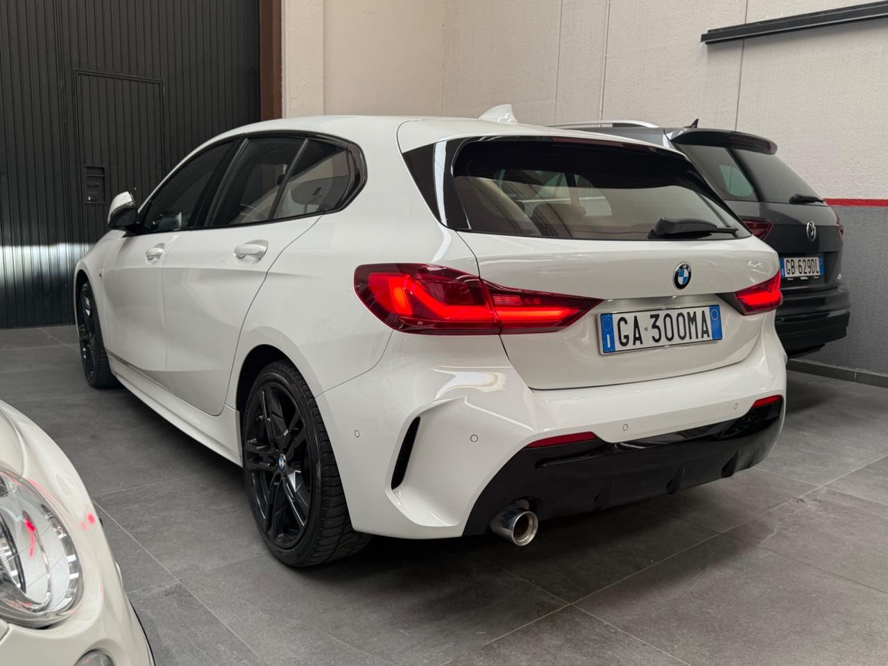 Bmw 118 118i 5p. Msport