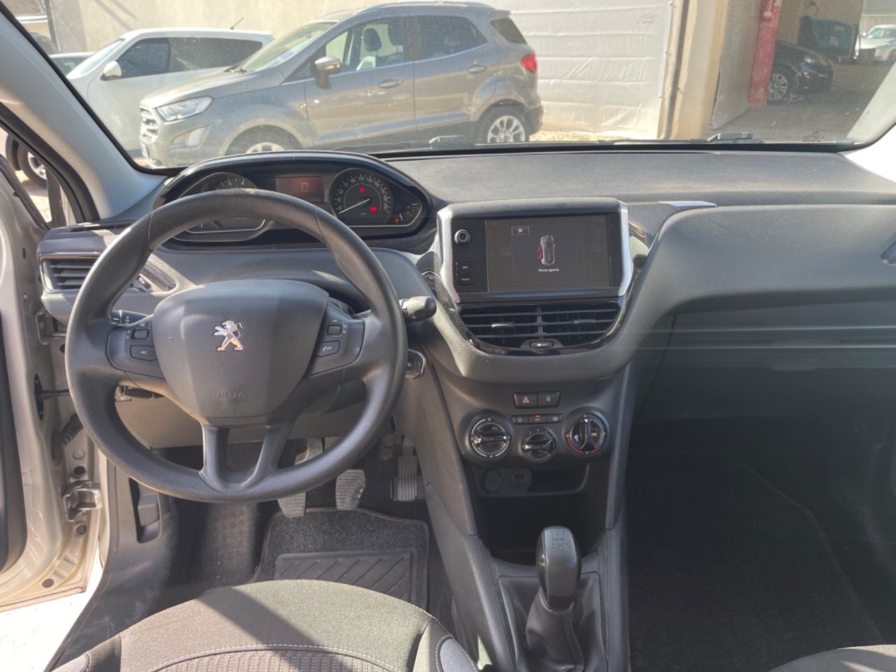 Peugeot 208 PureTech 82 5 porte Allure