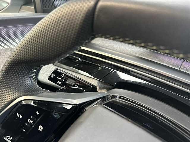 Peugeot 5008 Hybrid 136 e-DCS6 GT