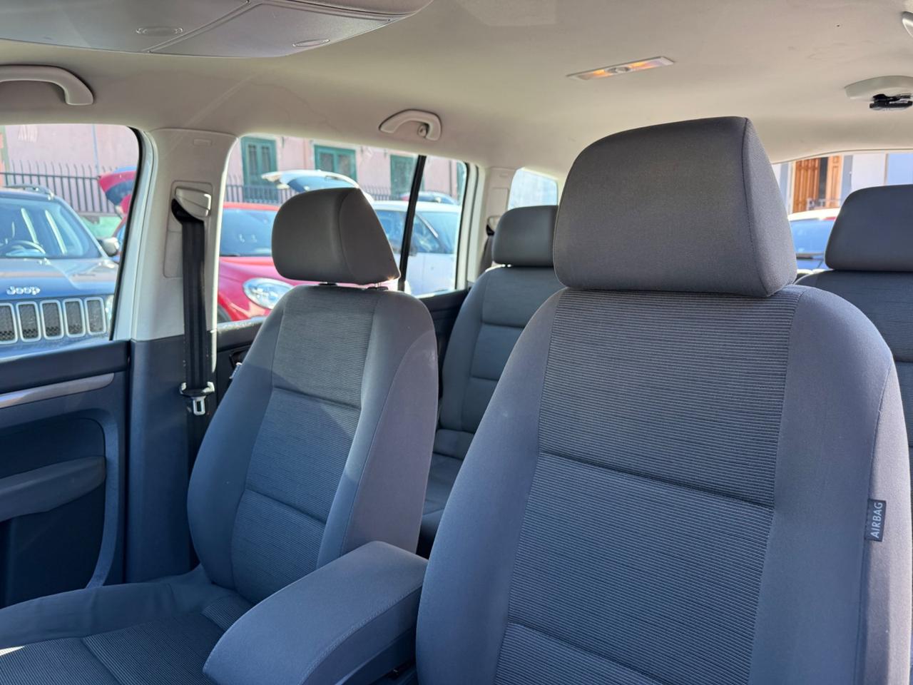 Volkswagen Touran 2.0 Trendline Ecofuel 7 Posti