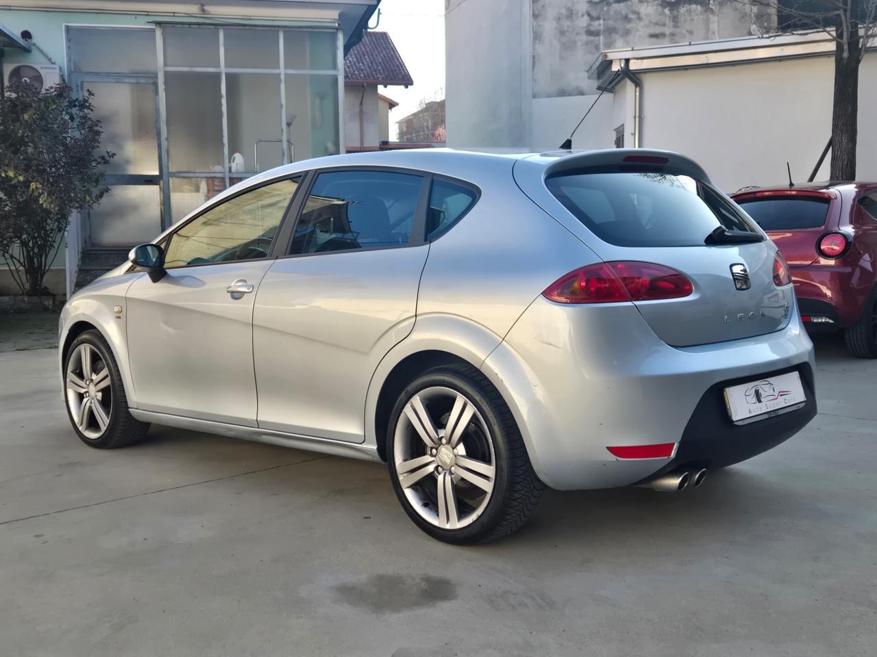 Seat Leon 2.0 TDI DPF FR