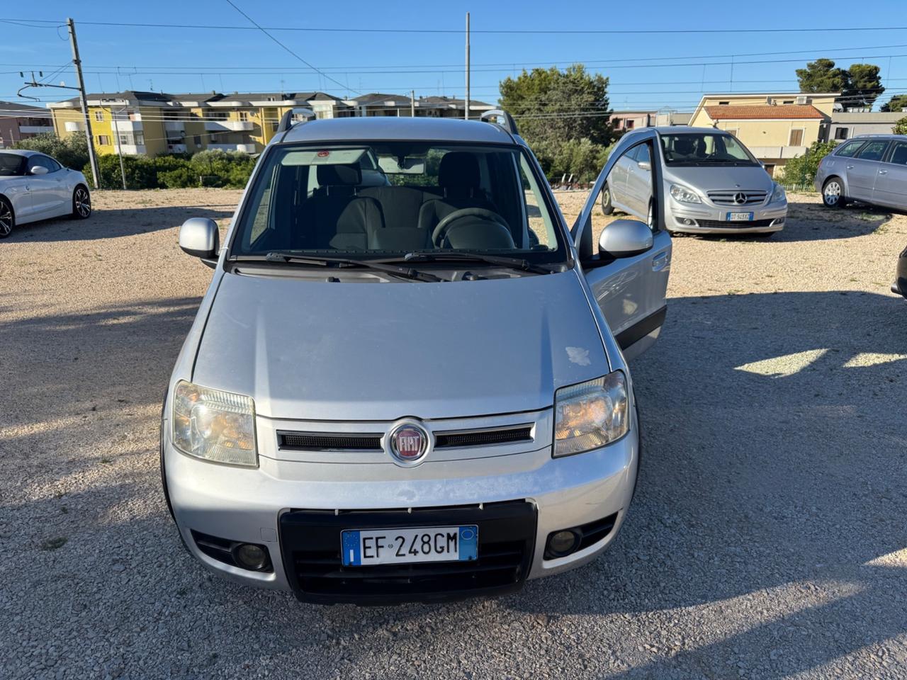 Fiat Panda 1.2 Climbing Natural Power 2.999€ PERMUTE