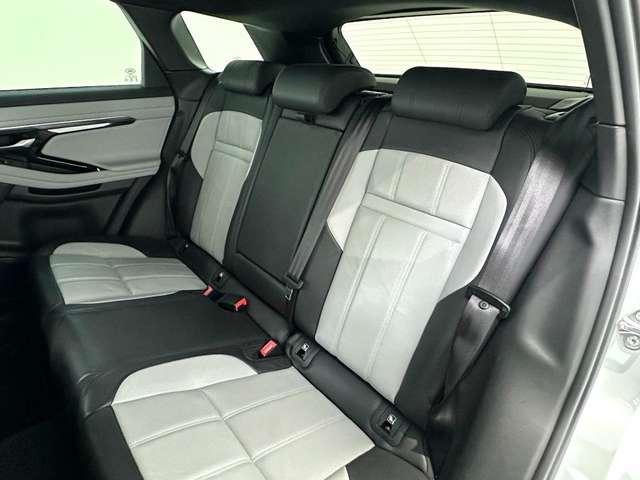 Land Rover Range Rover Evoque 2.0D I4-L.Flw 150 CV AWD Auto R-Dynamic S