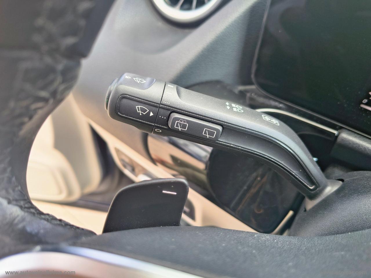 MERCEDES-BENZ GLA 200 d Automatic Sport Plus INTERNO PELLE