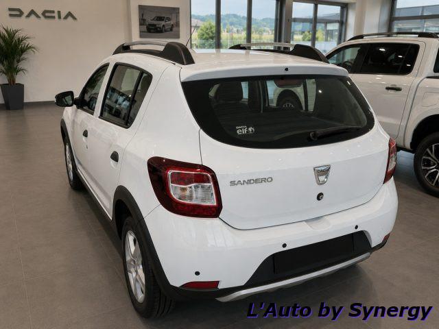 DACIA Sandero Stepway 0.9TCe 12V90CVStart&Stop aut. MOTORE Nuovo