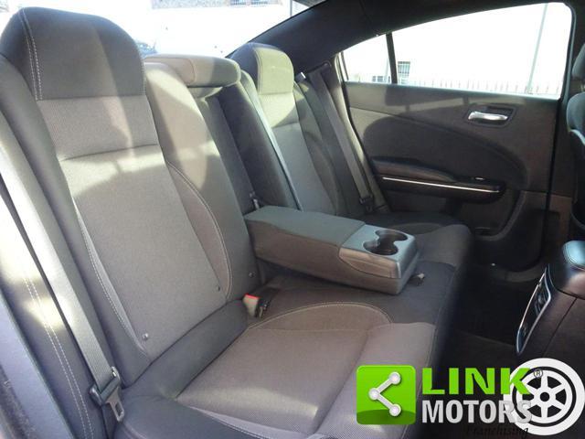 DODGE Charger SXT 3.6 PENTASTAR V6 AUTOMATICA