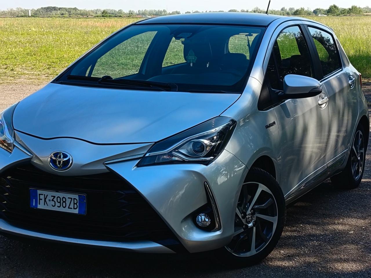 Toyota Yaris hybrid