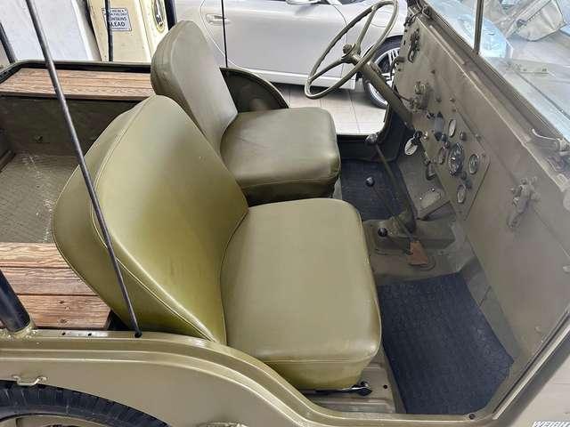 Jeep Willys 2.0 D CJ5 AUTOC. CON CARRELLO RESTAURO MANIACALE