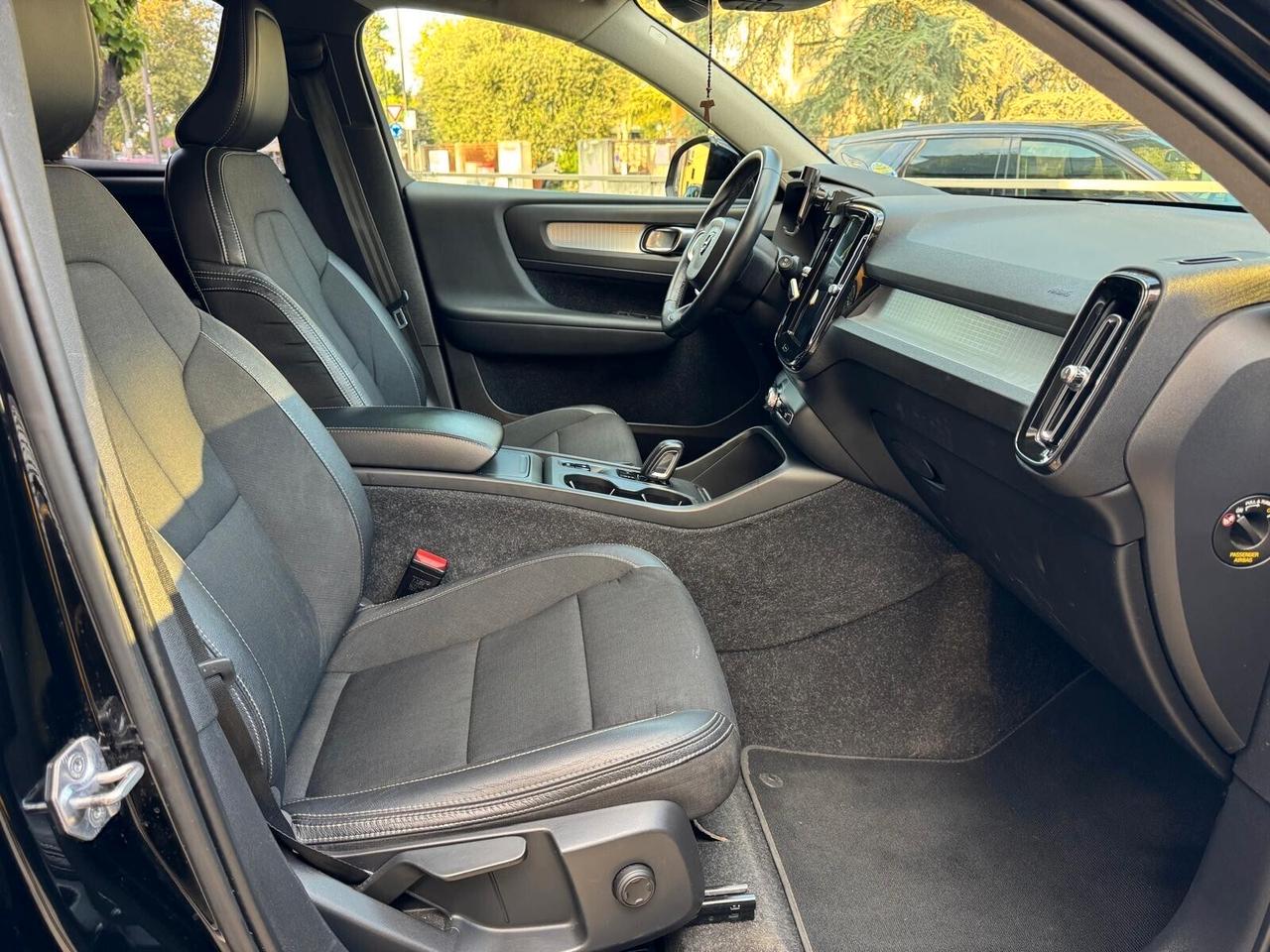 VOLVO XC40 D3 GEARTRONIC R-DESING 150cv